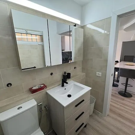 Amazing In Americas Apartment *